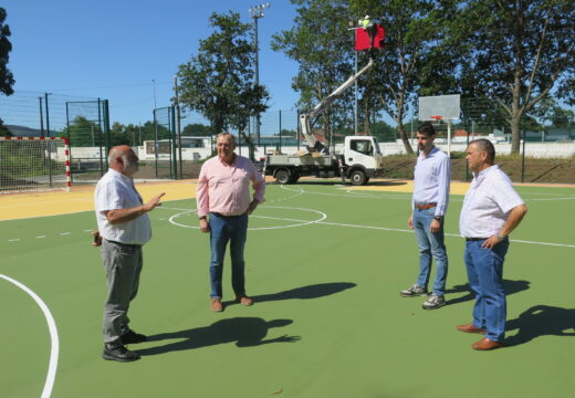 A nova pista polideportiva de Paiosaco abrirase ao público nos próximos días