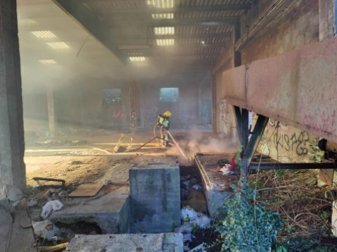 Incendio nunha nave no lugar de Barro, no Concello de Noia