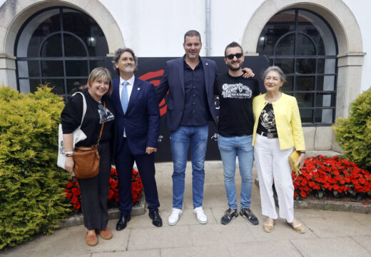 López Campos destaca en Ortigueira a “diversidade de  manifestacións culutaris” que ofrece o verán galego