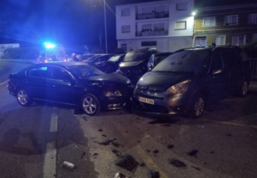 Accidente de tráfico cunha persoa ferida na AC-305, en Cimadevila, no concello de Boiro