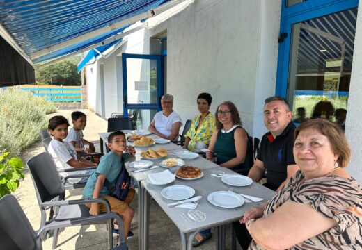 Dúas familias de Brión acollen a nenos saharauís durante o verán