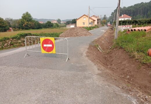 O Concello inicia as obras de mellora do camiño de Estivadas, en Xaviña