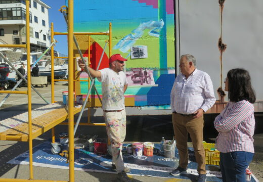 O concello aposta pola arte urbana para embelecer a Vila de Caión