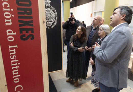 Inés Rey destaca o papel líder da Coruña na mostra que conmemora o 60 aniversario do Instituto Cornide