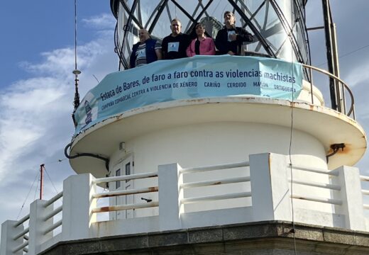 Más de 150 persoas participaron na marcha veciñal contra a violencia de xénero convocada en conxunto por Cariño, Cerdido, Ortigueira e Mañón