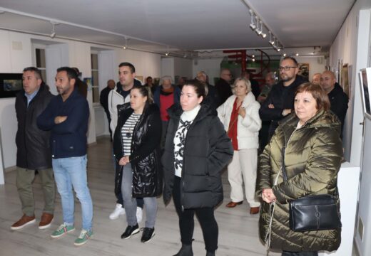 Trinta e oito artistas dos Encontros coa Arte de Brión participan nunha exposición solidaria para reconstruír o obradoiro de José Galarzo e María Carmen Martínez en Paiporta