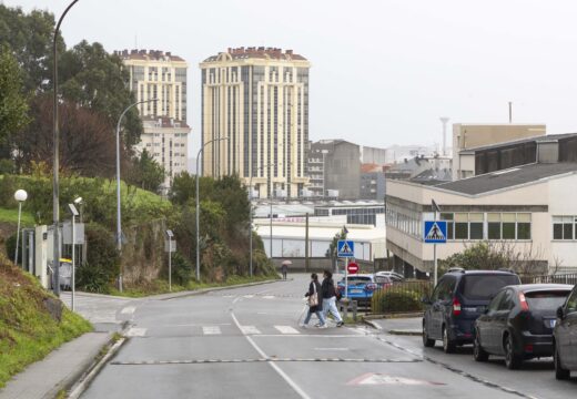 O Concello adxudica as obras para mellorar a accesibilidade na estrada dos Fortes, que reforzarán a seguridade viaria preto dos centros escolares