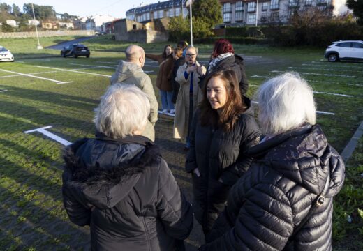 Aberto un novo aparcadoiro público no barrio de Pedralonga para o seu uso cidadá