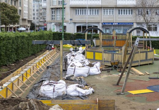 O Concello amplía o plan de actuacións previsto no barrio de Matogrande, con melloras no parque infantil da rúa Sebastián Martínez Risco