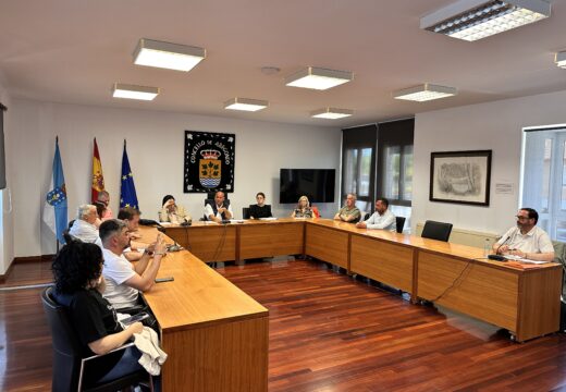 Abegondo ratifica en pleno un Plan Único dedicado á rede viaria