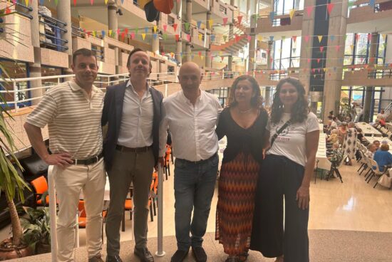 A Xunta participa na tradicional celebración de San Xoán que organiza a Residencia Pública Autonómica Torrente Ballester