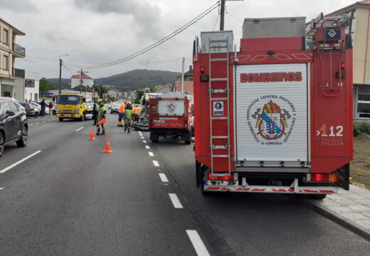 Un ferido tras un accidente de tráfico con dous vehículos implicados no lugar de Vimianzo, no propio concello