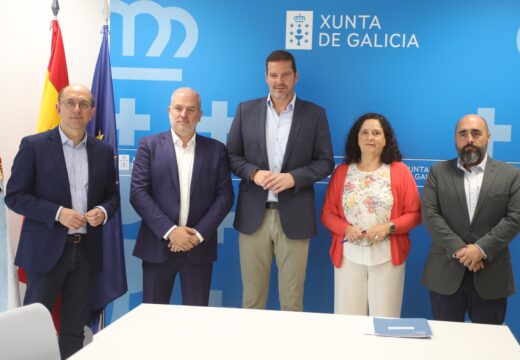 Concello e Xunta acordan manter os murais de Urbano Lugrís no seu emprazamento da rúa Olmos