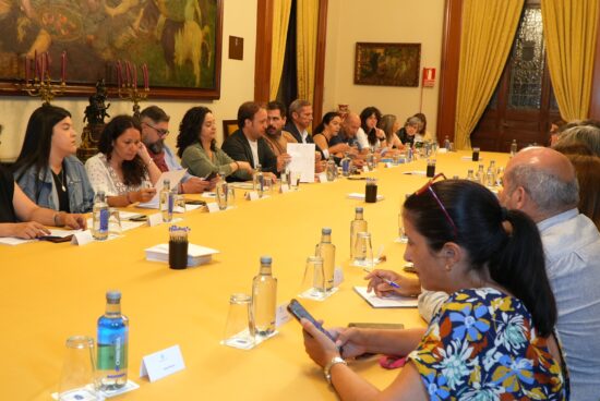 O Concello avanza no plan de medidas da Zona de Mercado Residencial Tensionado recollendo aportacións dos sectores implicados