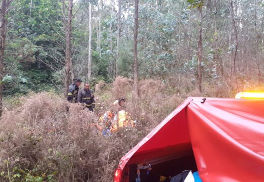 Traslado dunha persoa por caída dun cabalo na parroquia de Soandres, no Concello da Laracha