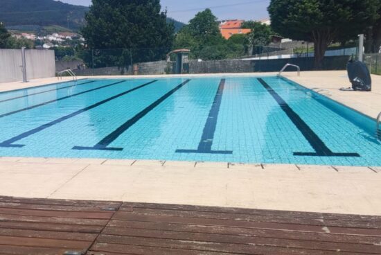 A piscina municipal de Neda abrirá as súas portas este sábado, primeira xornada do verán