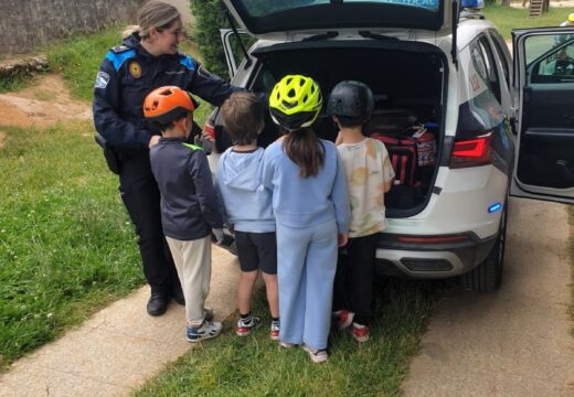 A Policía Local leva a educación viaria aos centros escolares