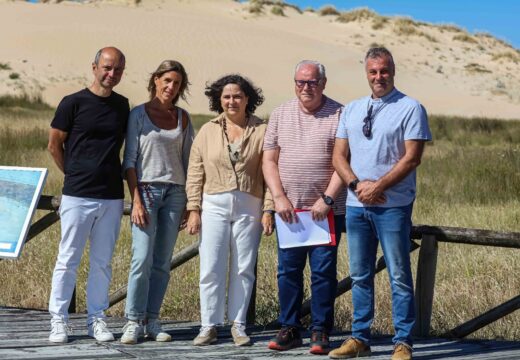 Belén do Campo visitou hoxe as actuacións levadas a cabo no Parque Natural Complexo Dunar de Corrubedo e Lagoas de Carregal e Vixán