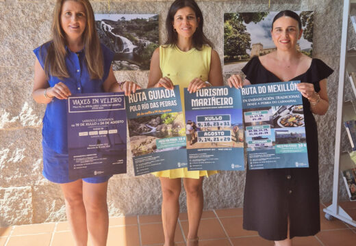 A Pobra lanza a súa oferta de actividades turísticas cunha novidade: unha ruta do mexillón en embarcación tradicional