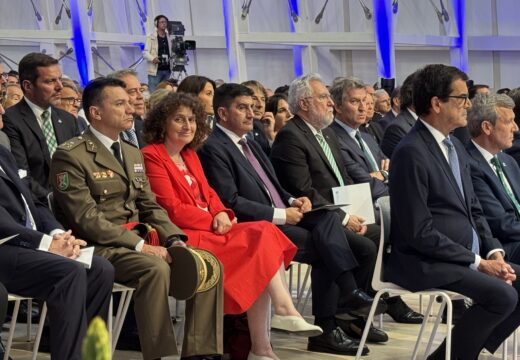 A alcaldesa Goretti Sanmartín acode ao acto de entrega das Medallas de Galicia na Cidade da Cultura