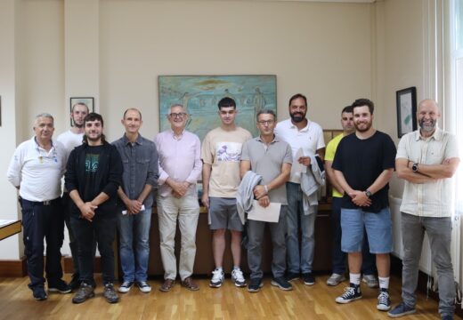 Toman posesión os oito membros da brigada de prevención e defensa contra os incendios forestais