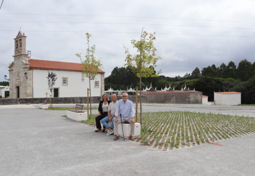 A veciñanza de Artes estreará a nova praza pública situada xunto á igrexa coincidindo coas festas da parroquia