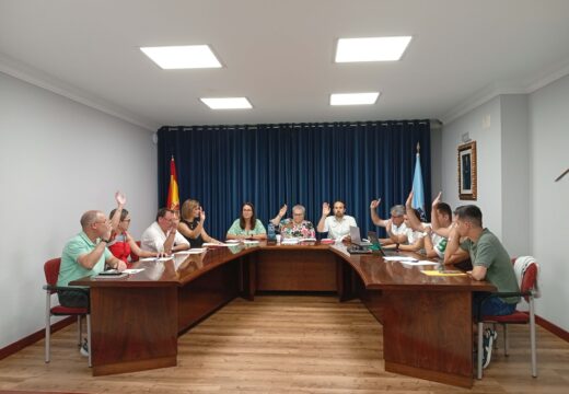 O Pleno de Lousame outorga por unanimidade o título de fillos adoptivos aos artistas Alfonso Costa Beiro e José Luís Veiras Manteiga