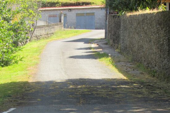 Neda adxudica por 58.000 euros a pavimentación da pista que leva a Galanos pasando por Riocobo
