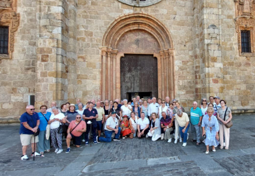 Un grupo de 63 maiores viaxan a Mondoñedo e A Mariña na segunda quenda do programa Xornadas de Verán do Concello de Brión