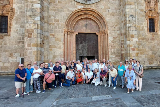 Un grupo de 63 maiores viaxan a Mondoñedo e A Mariña na segunda quenda do programa Xornadas de Verán do Concello de Brión
