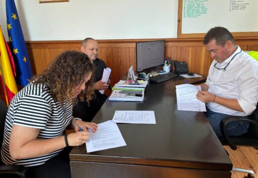 O Concello apoia a actividade do Corme C.F. e do Puenteceso S.D. con dous convenios de 26.000 euros