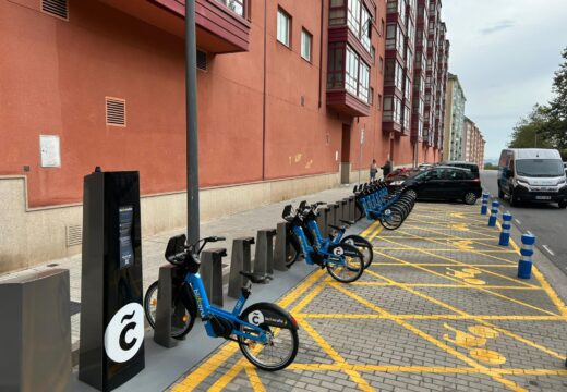 Operativas tres novas bases de BiciCoruña entre o Martinete e Novo Mesoiro, que incrementan a 55 o número de estacións na cidade