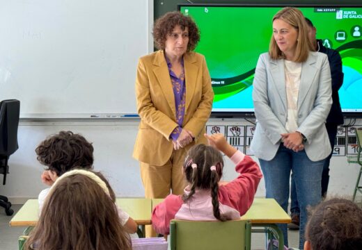 A alcaldesa Goretti Sanmartín e a concelleira Míriam Louzao abren o curso 2025/2026 tras a posta a punto dos centros e con comedores en todo o rural