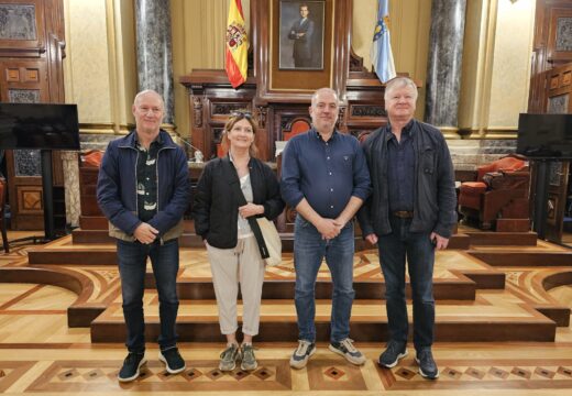 Gonzalo Castro recibe a histórica banda Capercaillie, que celebra hoxe no Teatro Colón máis de catro décadas sobre os escenarios