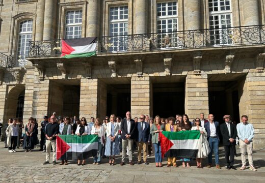 Santiago de Compostela garda un minuto de silencio en solidariedade co pobo palestino