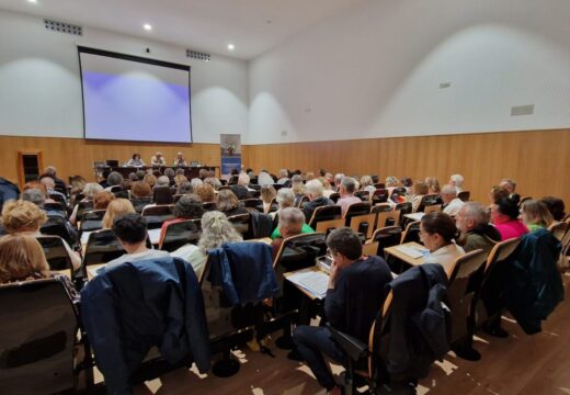 A Universidade Sénior da UDC volve a Carballo por terceiro ano consecutivo cun interesante programa divulgativo para maiores de 50 anos
