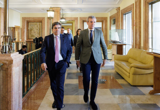 Rueda salienta o potencial industrial e enerxético do Porto Exterior da Coruña co impulso da nova terminal marítima de combustibles