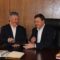 O alcalde de Boqueixón e o presidente da Deputación asinan un convenio de 30.000 euros para a Festa da Filloa de Lestedo