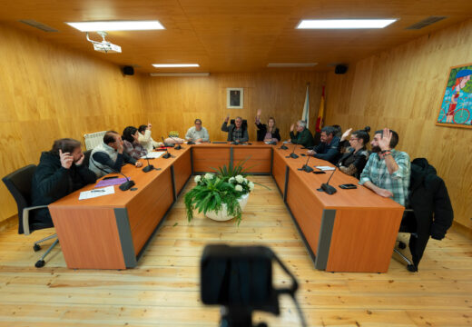 O pleno de San Sadurniño aproba por unanimidade concorrer ao cuarto plan adicional da Deputación da Coruña