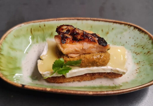 A ruta de tapas “O Estaleiro nas Tabernas” continúa esta fin de semana en Fene con novas propostas gastronómicas e cantos de taberna