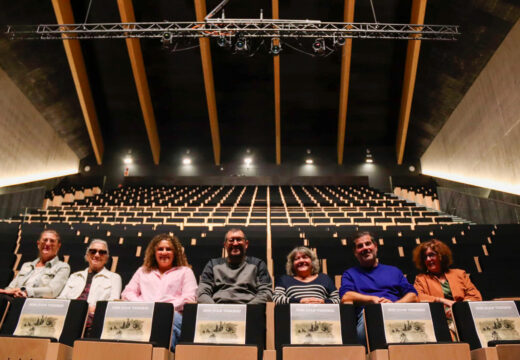 Lectura dramatizada de “Don Juan Tenorio” no cemiterio de Ribeira