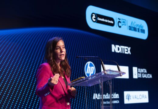 Inés Rey chama a construír unha intelixencia artificial útil á sociedade na apertura de Ecosystems 2030