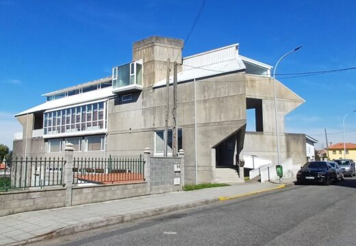 Máis de 200 persoas participan dende este mes nas escolas deportivas e de benestar de Neda
