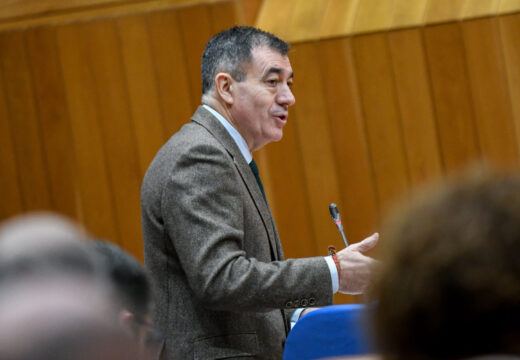 Román Rodríguez sinala a descentralización do Grao de Medicina como un acordo co que gaña Galicia