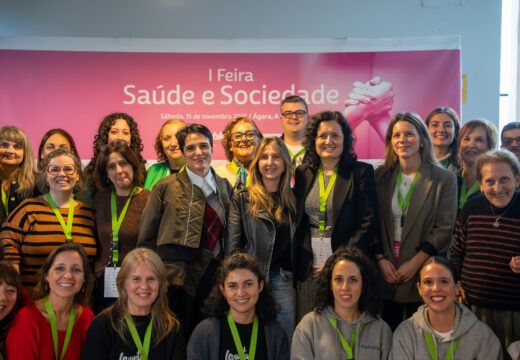 Institucións públicas e terceiro sector suman forzas a prol do benestar social na I Feira Saúde e Sociedade