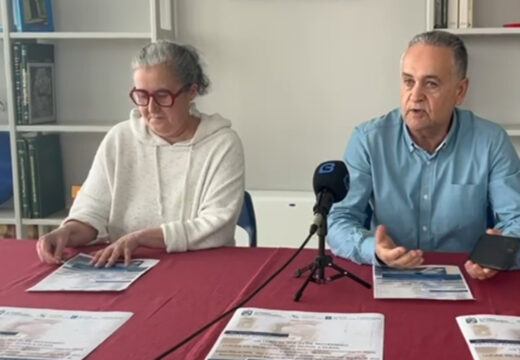 Servizos Sociais e Amigos de Galicia promoverán o emprego das TIC entre os maiores con talleres formativos