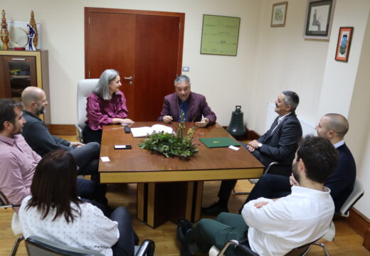 Carballo e Montevideo estreitan lazos coa sinatura dun novo protocolo de colaboración para o intercambio de iniciativas culturais