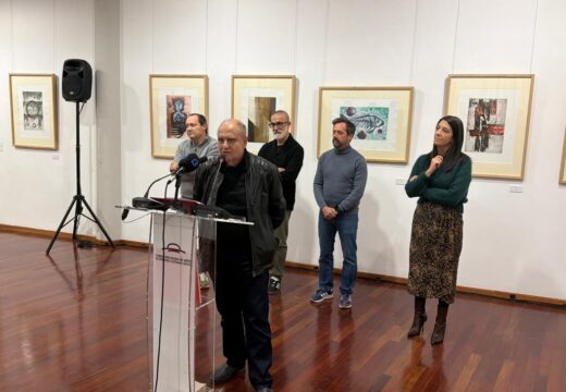 A alcaldesa participou na inauguración da mostra O Museo do Gravado de Artes abre a mostra colectiva Alcogravado conformada pola visión de 38 artistas