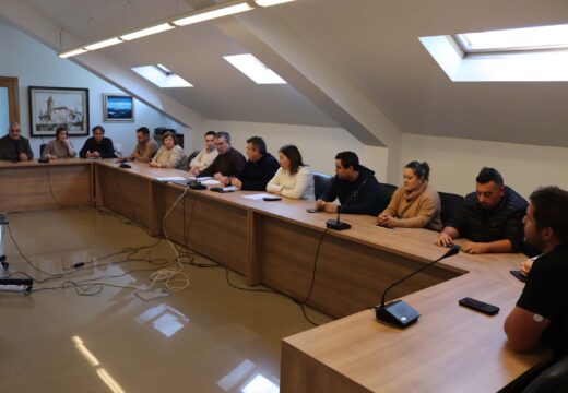 O Pleno de Brión aproba por unanimidade actualizar a taxa do lixo de 2026 entre 20 e 40 € anuais, dependendo da frecuencia de recollida