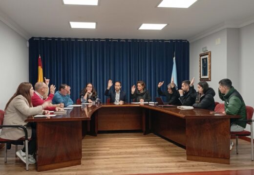 O Pleno de Lousame aproba por unanimidade actualizar en 40 euros a taxa do lixo de 2026